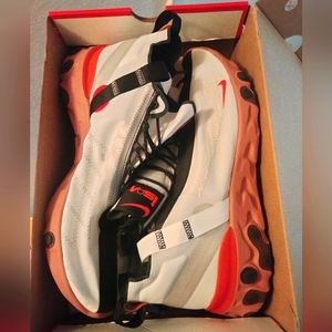 Nike react runner shoes wr ispa